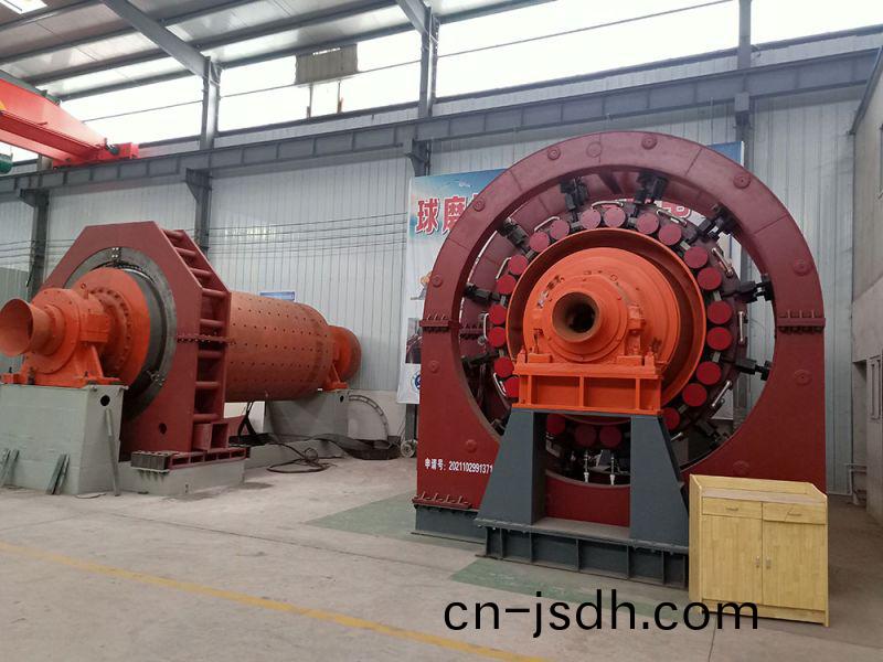 永(yong)磁直驅(qu)毬磨機、立(li)磨(mo)機
