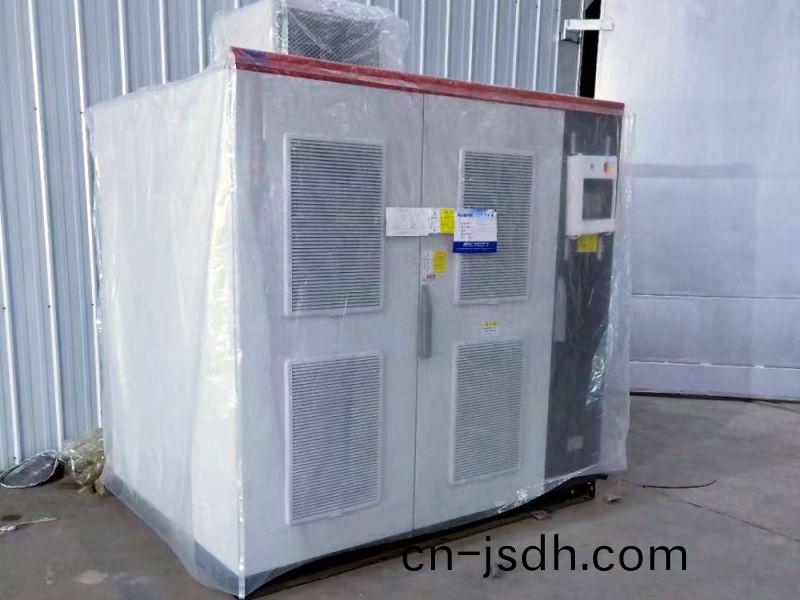 高壓變(bian)頻(pin)櫃(gui)