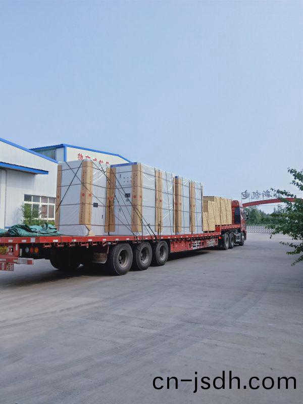 髮(fa)貨現(xian)場